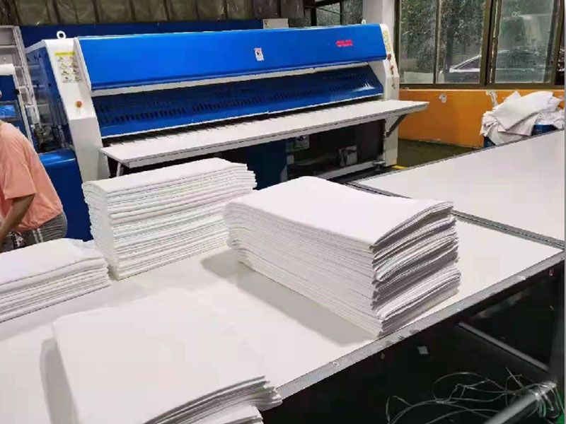 潍城高速熨烫机-01